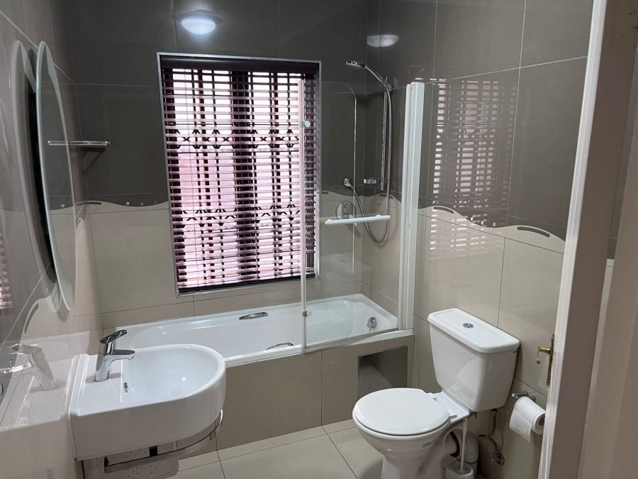 2 Bedroom Property for Sale in Rivonia Gauteng