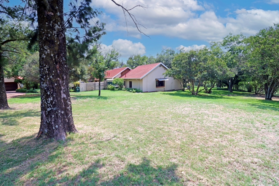 3 Bedroom Property for Sale in Chartwell Gauteng