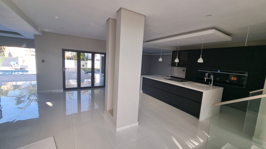 6 Bedroom Property for Sale in Silverwoods Country Estate Gauteng