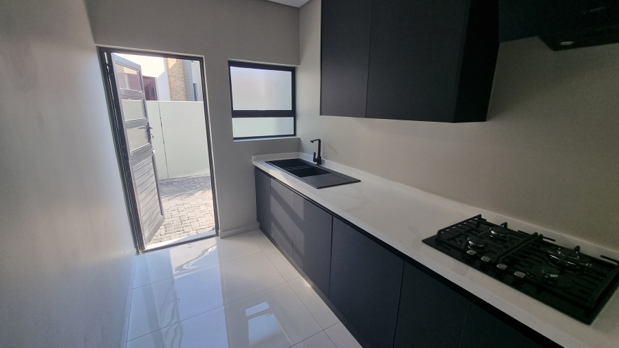 6 Bedroom Property for Sale in Silverwoods Country Estate Gauteng