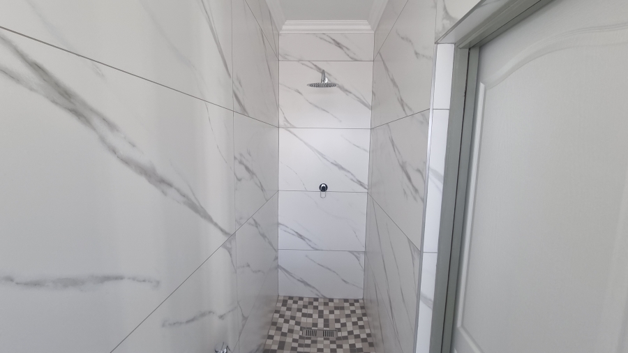 6 Bedroom Property for Sale in Silverwoods Country Estate Gauteng