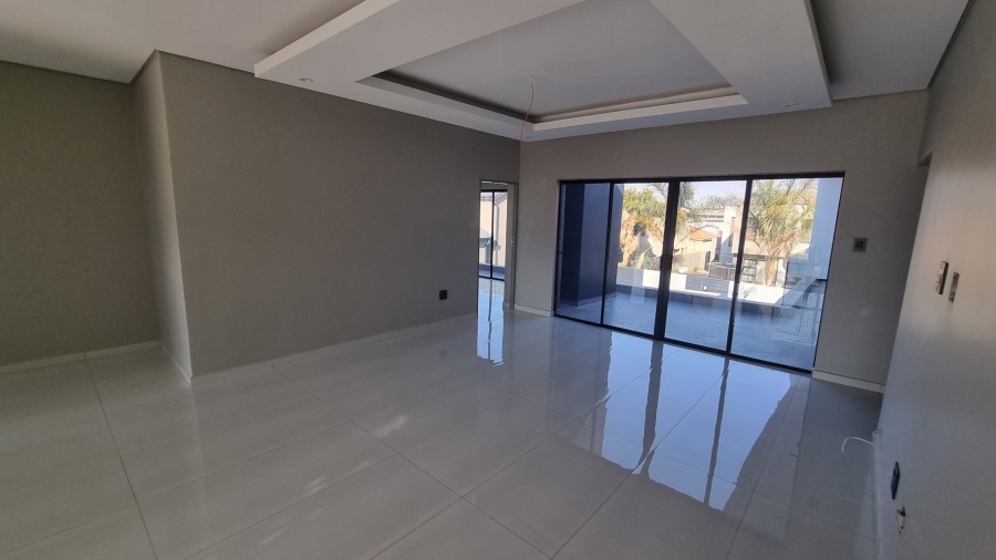 6 Bedroom Property for Sale in Silverwoods Country Estate Gauteng