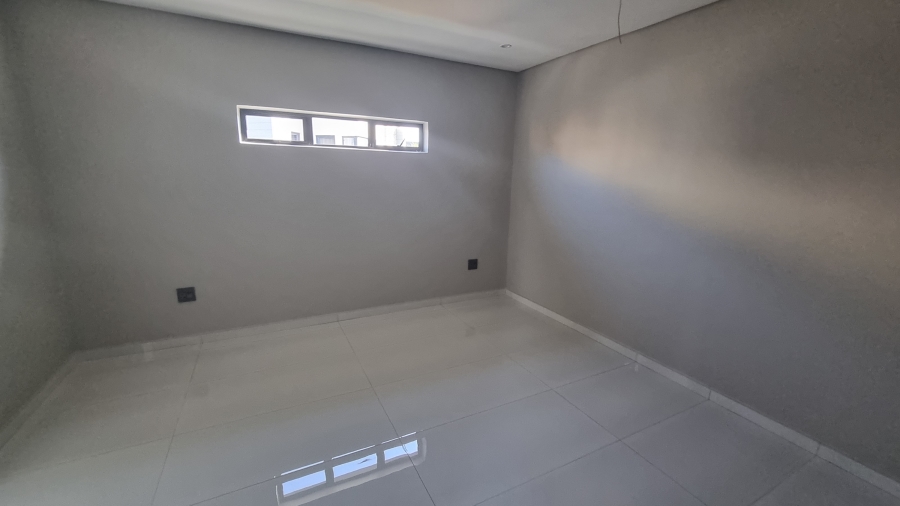 6 Bedroom Property for Sale in Silverwoods Country Estate Gauteng