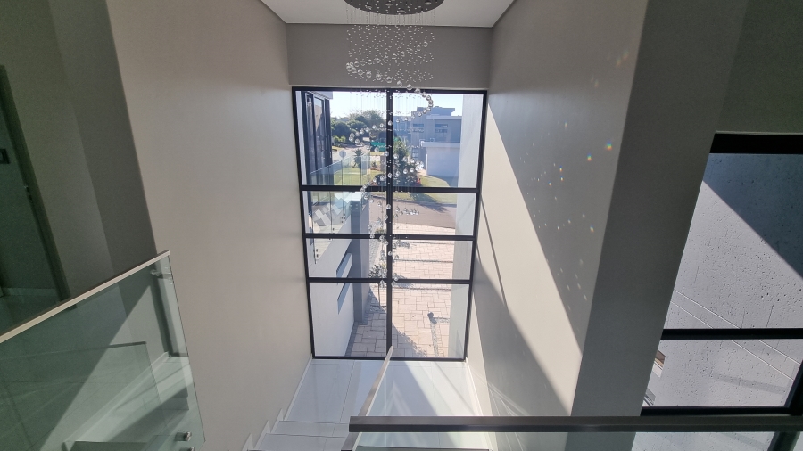 6 Bedroom Property for Sale in Silverwoods Country Estate Gauteng