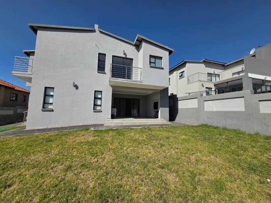 4 Bedroom Property for Sale in Montana Gauteng