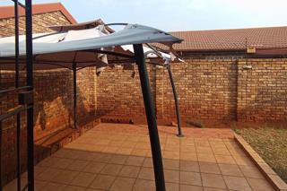 2 Bedroom Property for Sale in Amandasig Gauteng