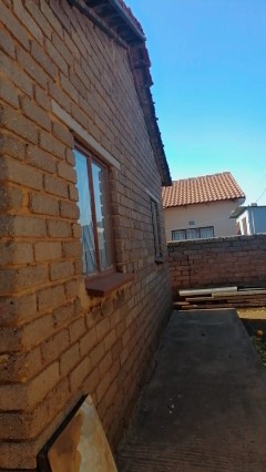 2 Bedroom Property for Sale in Tokoza Ext 5 Gauteng