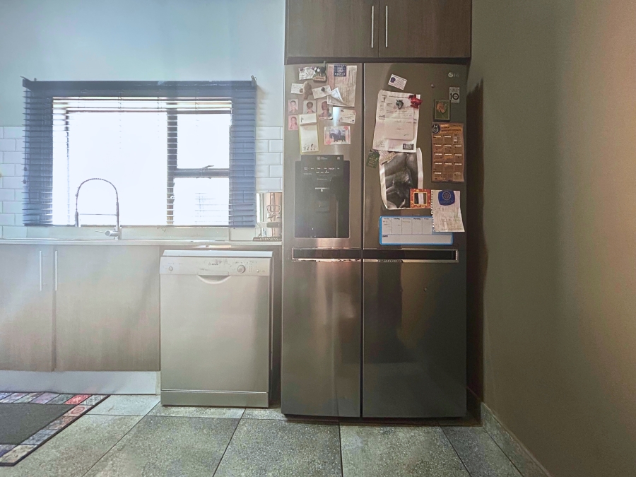 11 Bedroom Property for Sale in Gerardsville Gauteng