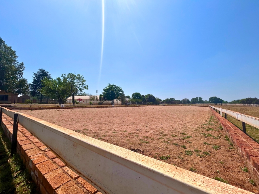 11 Bedroom Property for Sale in Gerardsville Gauteng