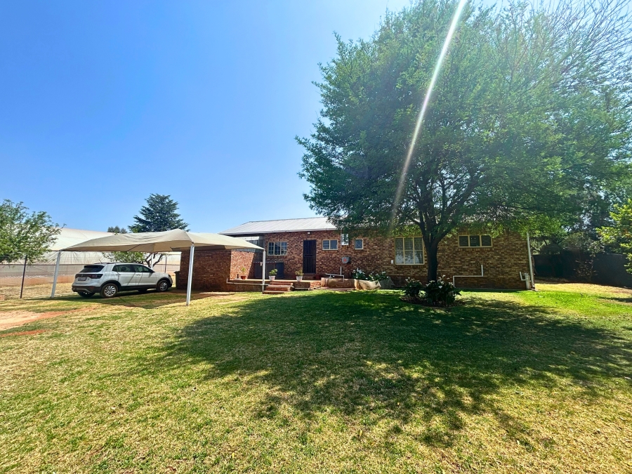 11 Bedroom Property for Sale in Gerardsville Gauteng