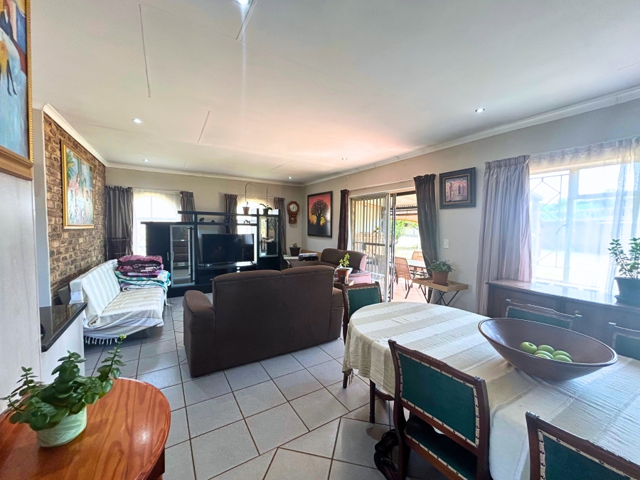 11 Bedroom Property for Sale in Gerardsville Gauteng
