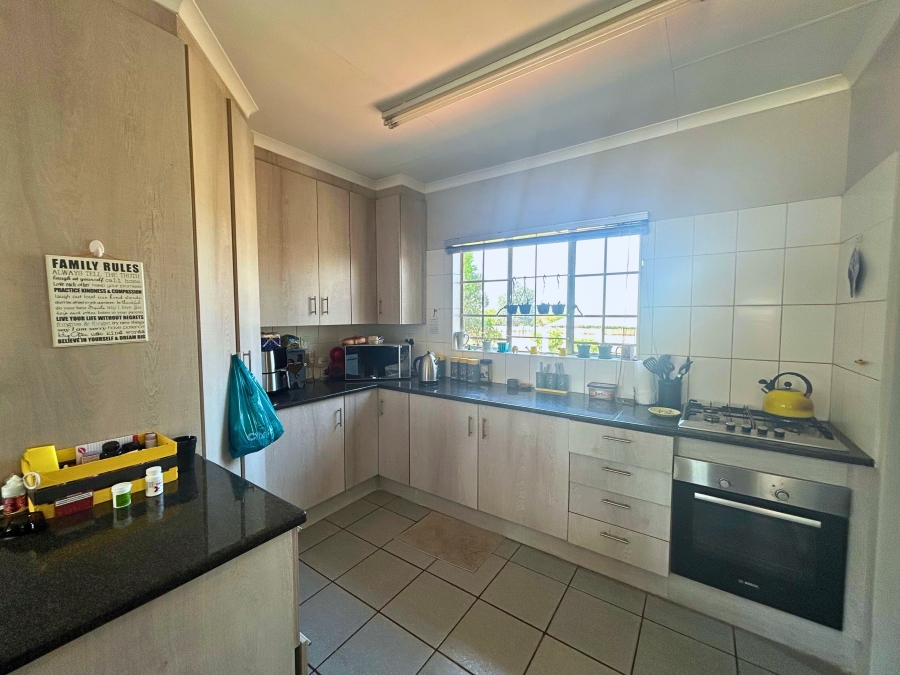 11 Bedroom Property for Sale in Gerardsville Gauteng