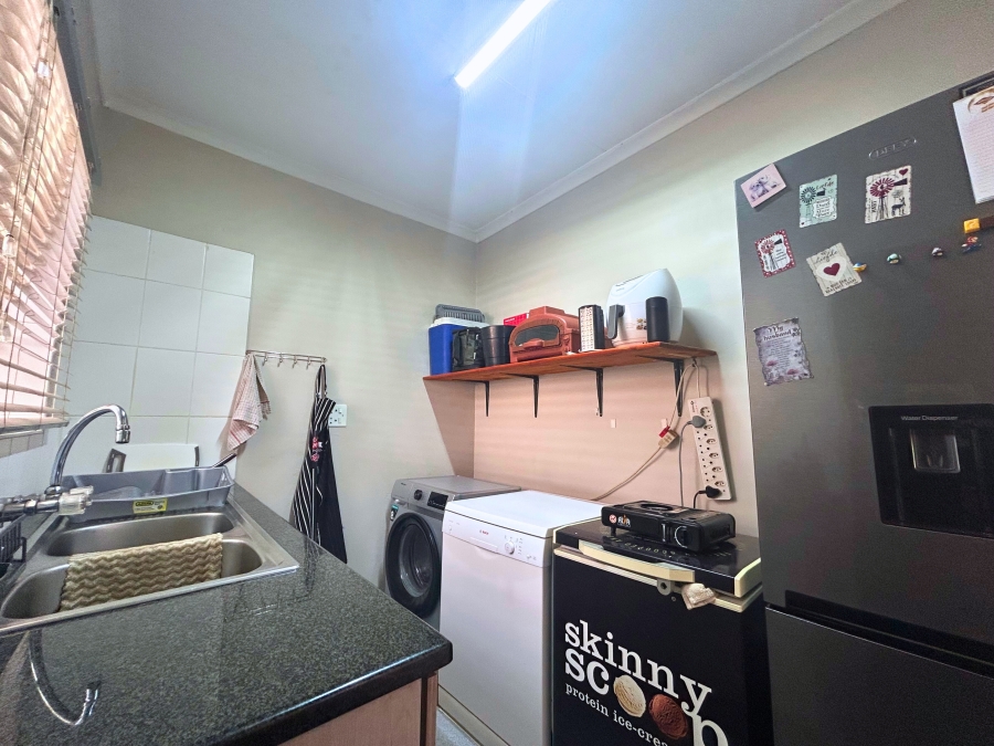 11 Bedroom Property for Sale in Gerardsville Gauteng