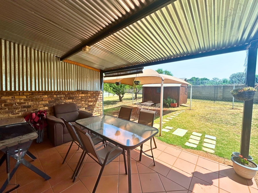 11 Bedroom Property for Sale in Gerardsville Gauteng