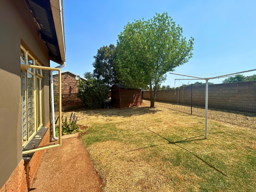 11 Bedroom Property for Sale in Gerardsville Gauteng
