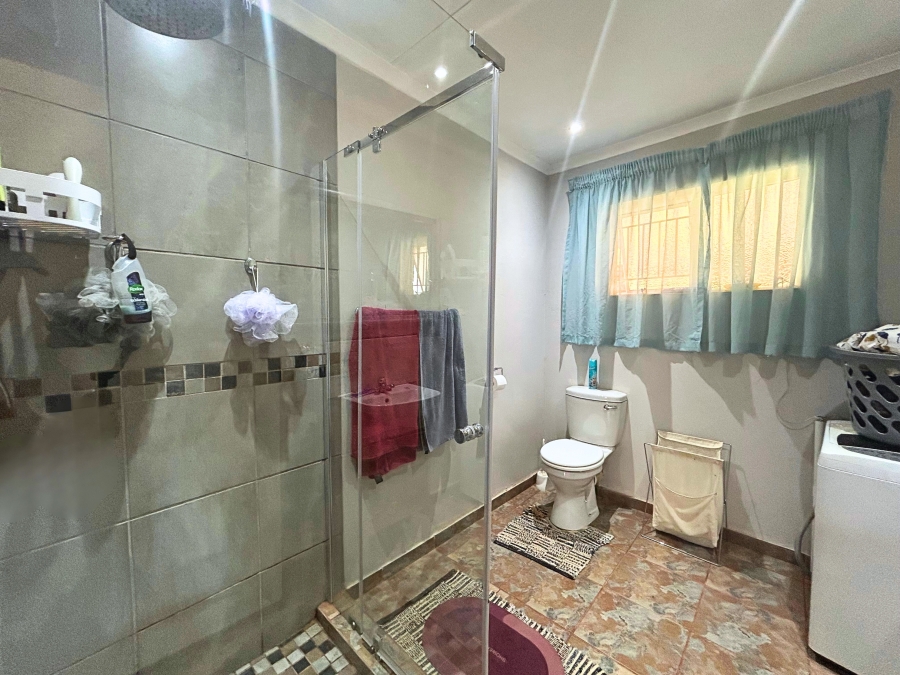 11 Bedroom Property for Sale in Gerardsville Gauteng