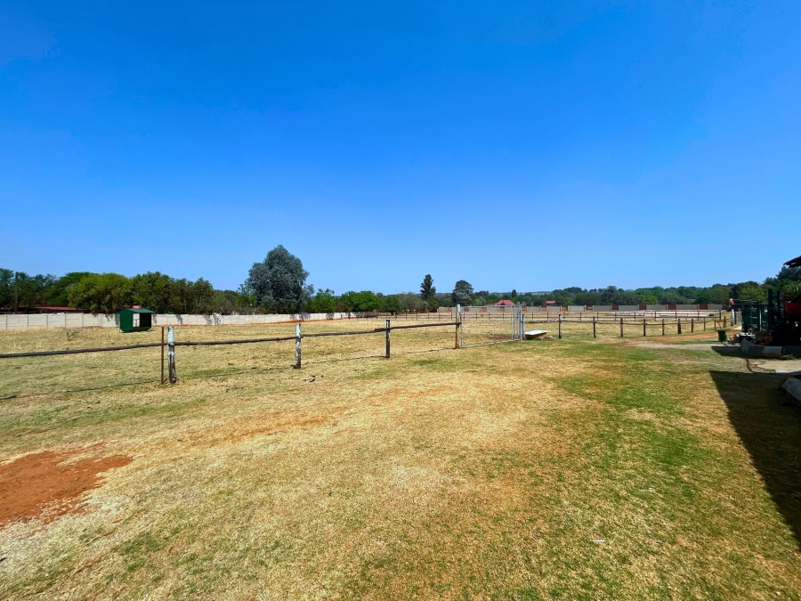 11 Bedroom Property for Sale in Gerardsville Gauteng