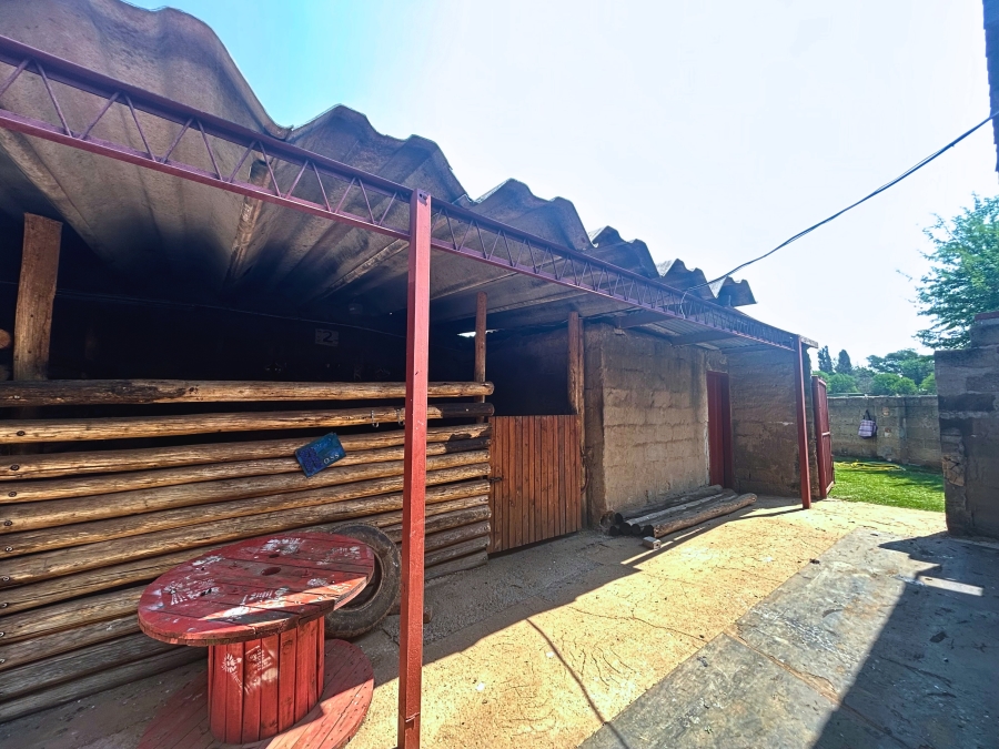 11 Bedroom Property for Sale in Gerardsville Gauteng