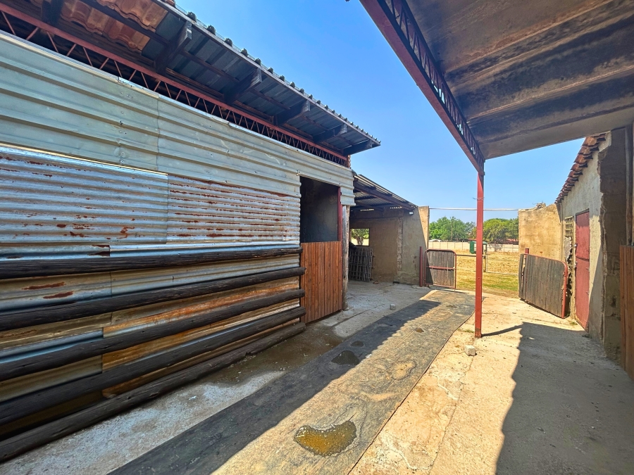 11 Bedroom Property for Sale in Gerardsville Gauteng