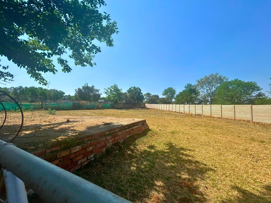 11 Bedroom Property for Sale in Gerardsville Gauteng