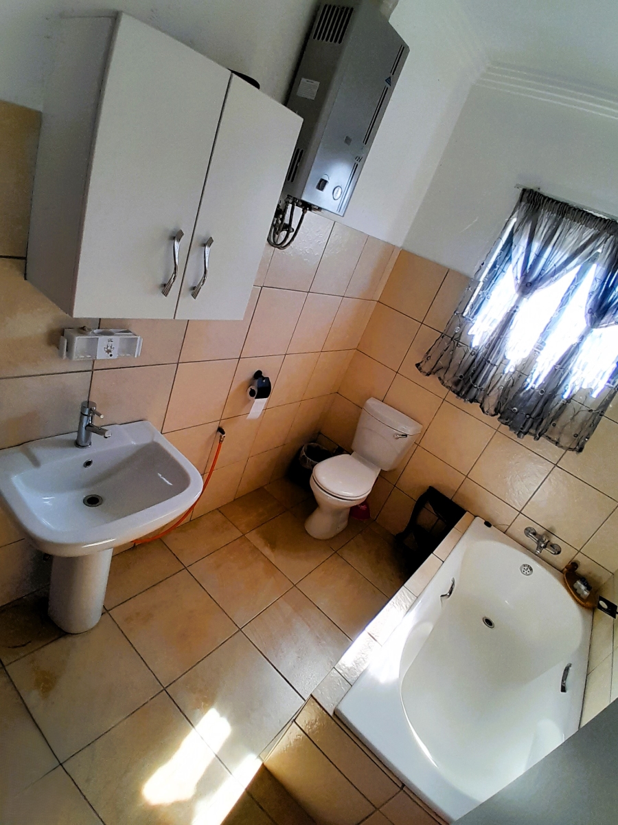 2 Bedroom Property for Sale in Cullinan Gauteng