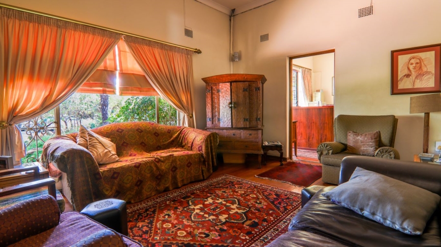 7 Bedroom Property for Sale in Die Hoewes Gauteng