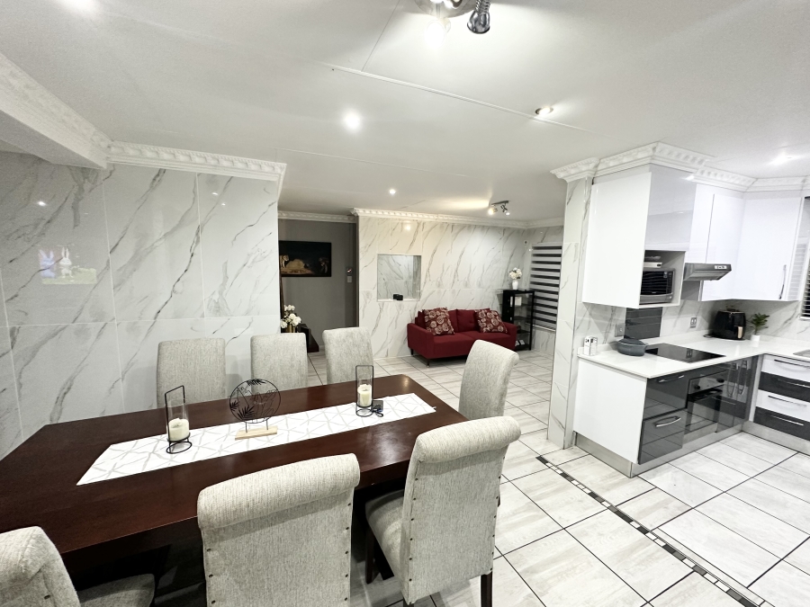 3 Bedroom Property for Sale in Amandasig Gauteng