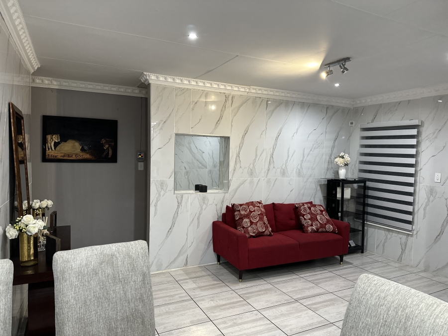 3 Bedroom Property for Sale in Amandasig Gauteng
