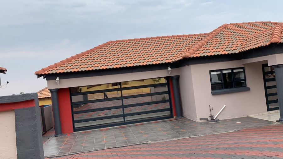 3 Bedroom Property for Sale in Amandasig Gauteng
