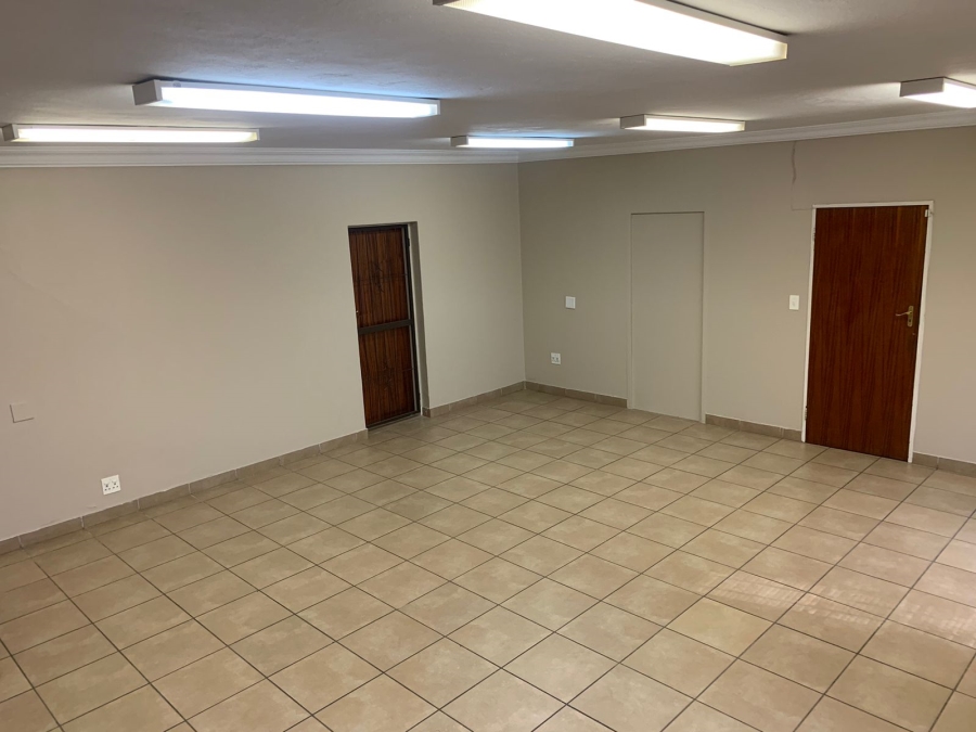 To Let commercial Property for Rent in Clubview Gauteng