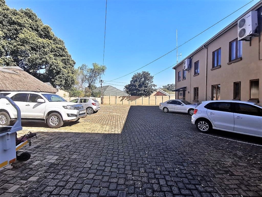 To Let commercial Property for Rent in Clubview Gauteng