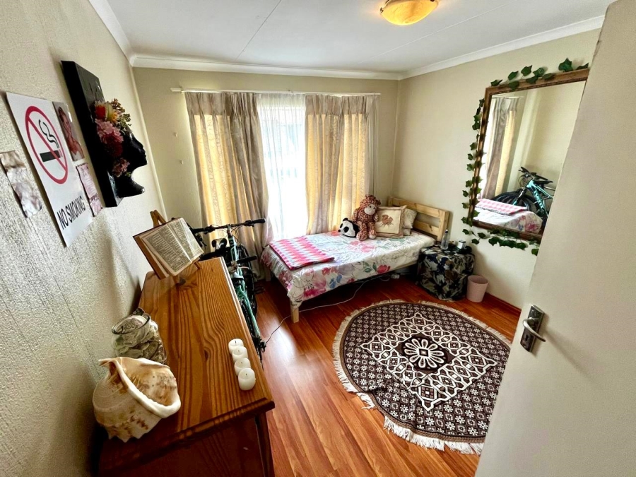 2 Bedroom Property for Sale in Ravenswood Gauteng