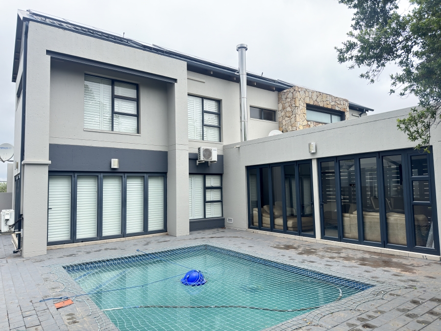 4 Bedroom Property for Sale in Midstream Ridge Gauteng