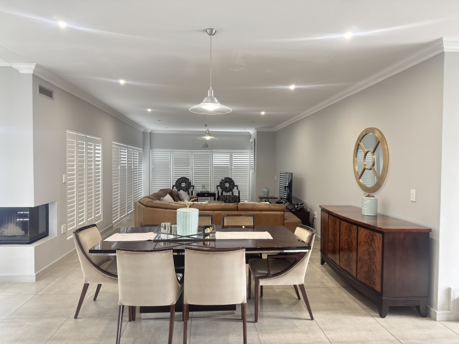 4 Bedroom Property for Sale in Midstream Ridge Gauteng