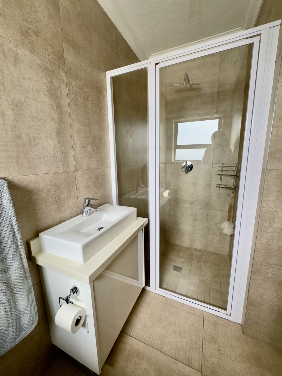 4 Bedroom Property for Sale in Midstream Ridge Gauteng