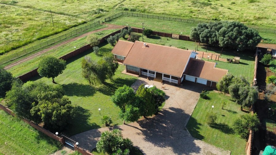 3 Bedroom Property for Sale in Kameeldrift West Gauteng