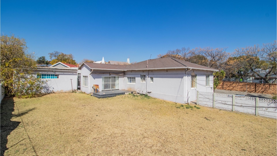 3 Bedroom Property for Sale in Edenvale Central Gauteng