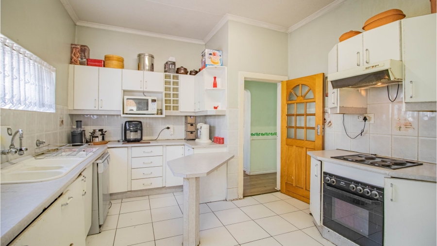 3 Bedroom Property for Sale in Edenvale Central Gauteng