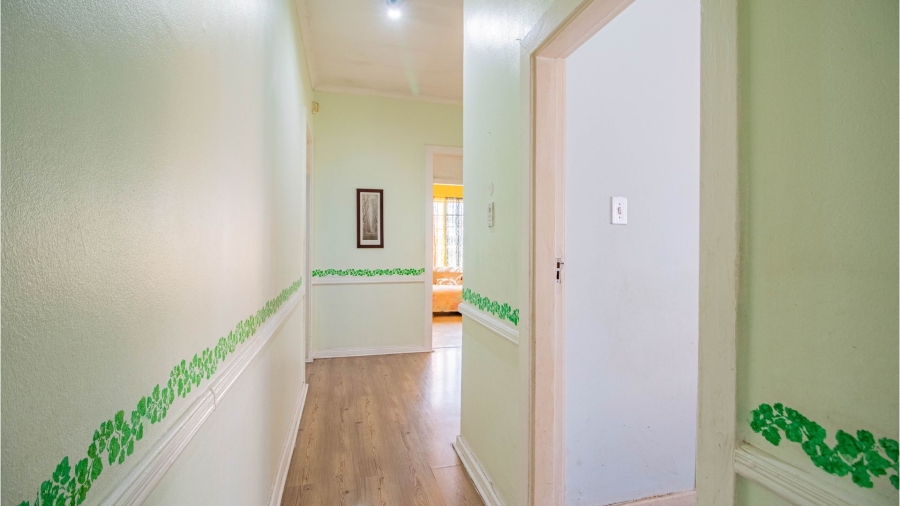 3 Bedroom Property for Sale in Edenvale Central Gauteng