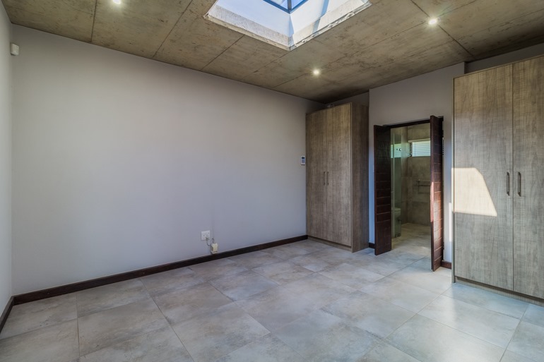 1 Bedroom Property for Sale in Menlo Park Gauteng