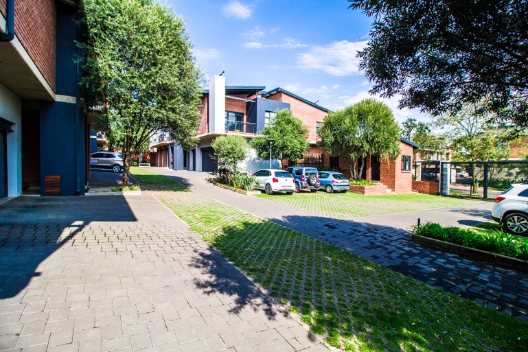 1 Bedroom Property for Sale in Menlo Park Gauteng