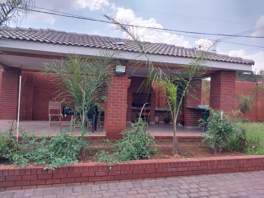 3 Bedroom Property for Sale in Erasmia Gauteng