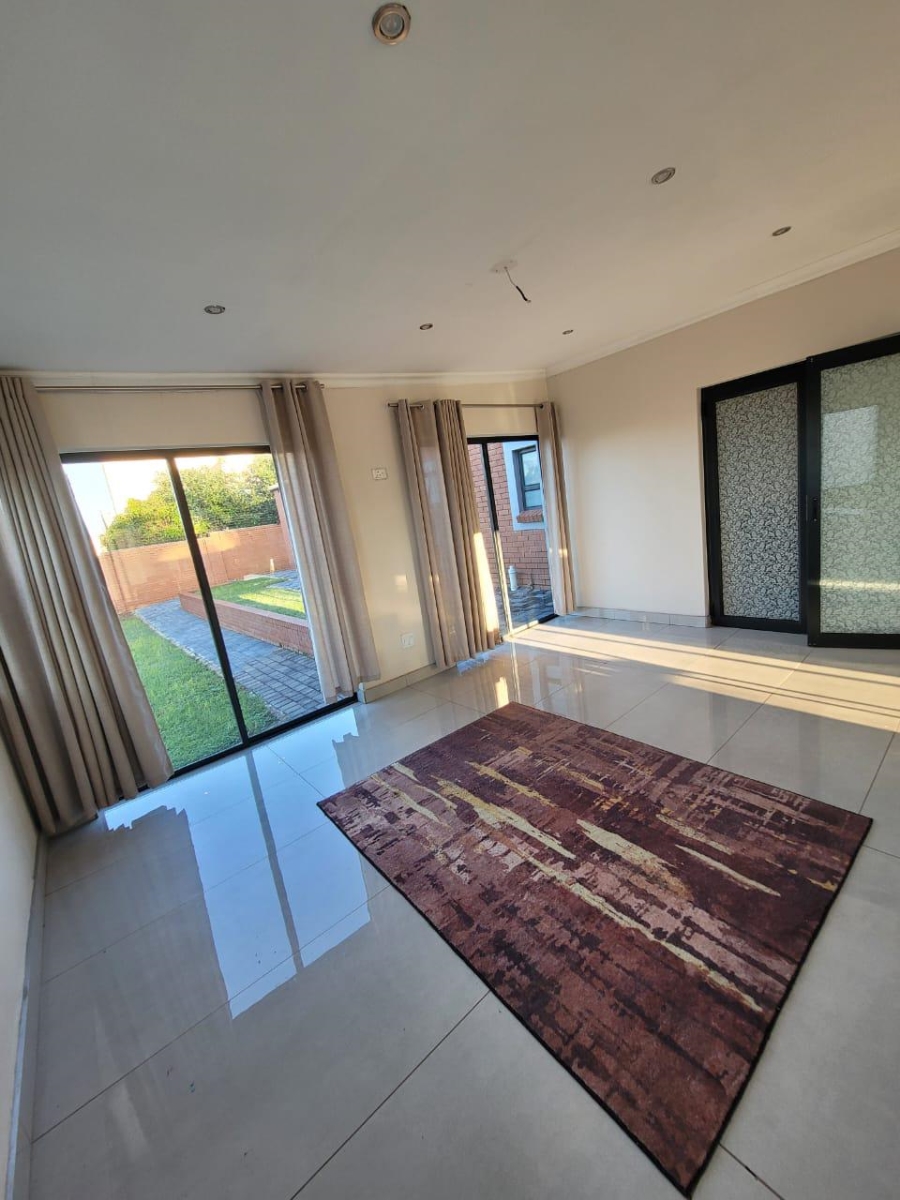 3 Bedroom Property for Sale in Erasmia Gauteng