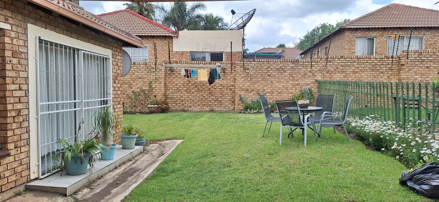 3 Bedroom Property for Sale in Esther Park Gauteng