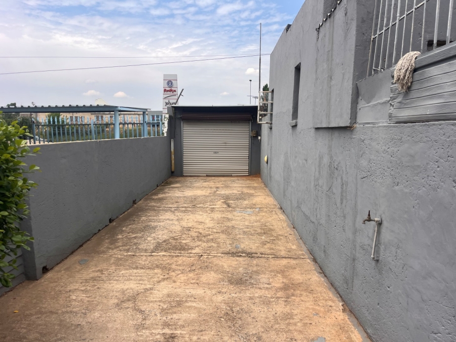 Commercial Property for Sale in Highlands North Gauteng