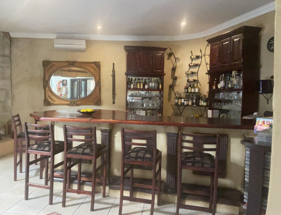 5 Bedroom Property for Sale in Waterkloof Heights Gauteng