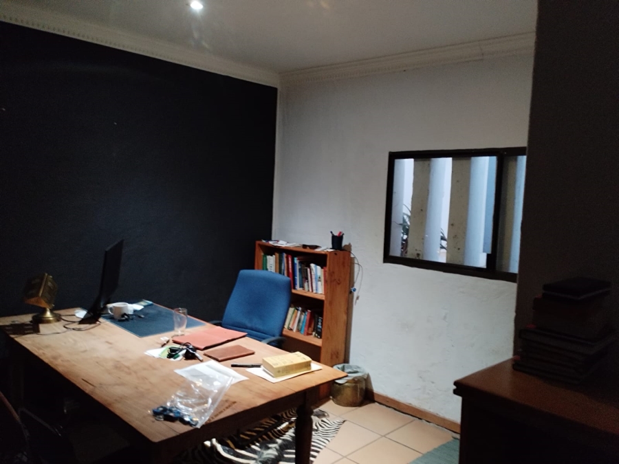 5 Bedroom Property for Sale in Waterkloof Heights Gauteng