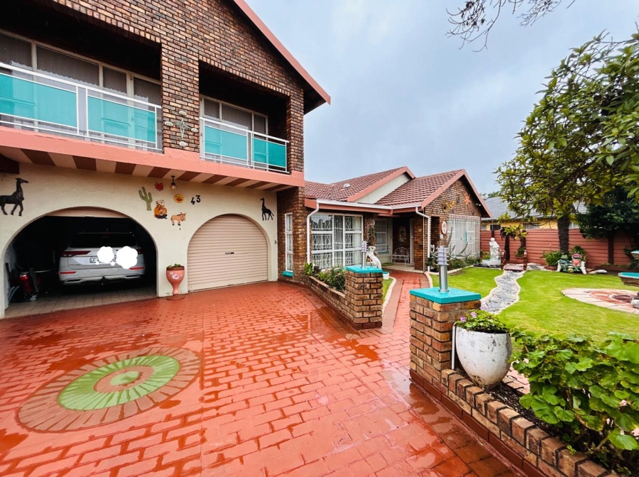 5 Bedroom Property for Sale in Modder East Gauteng