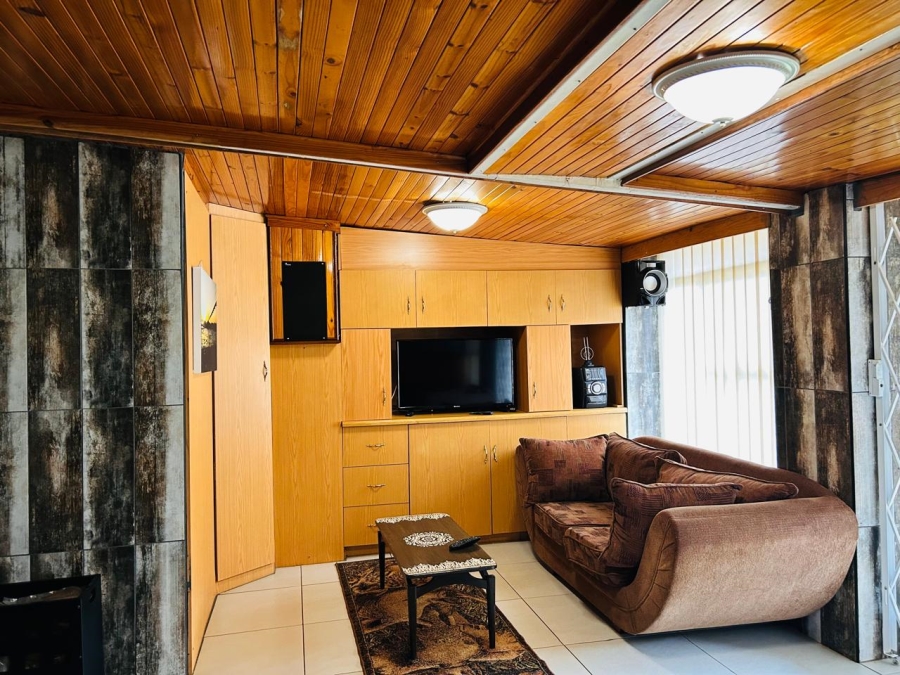 5 Bedroom Property for Sale in Modder East Gauteng