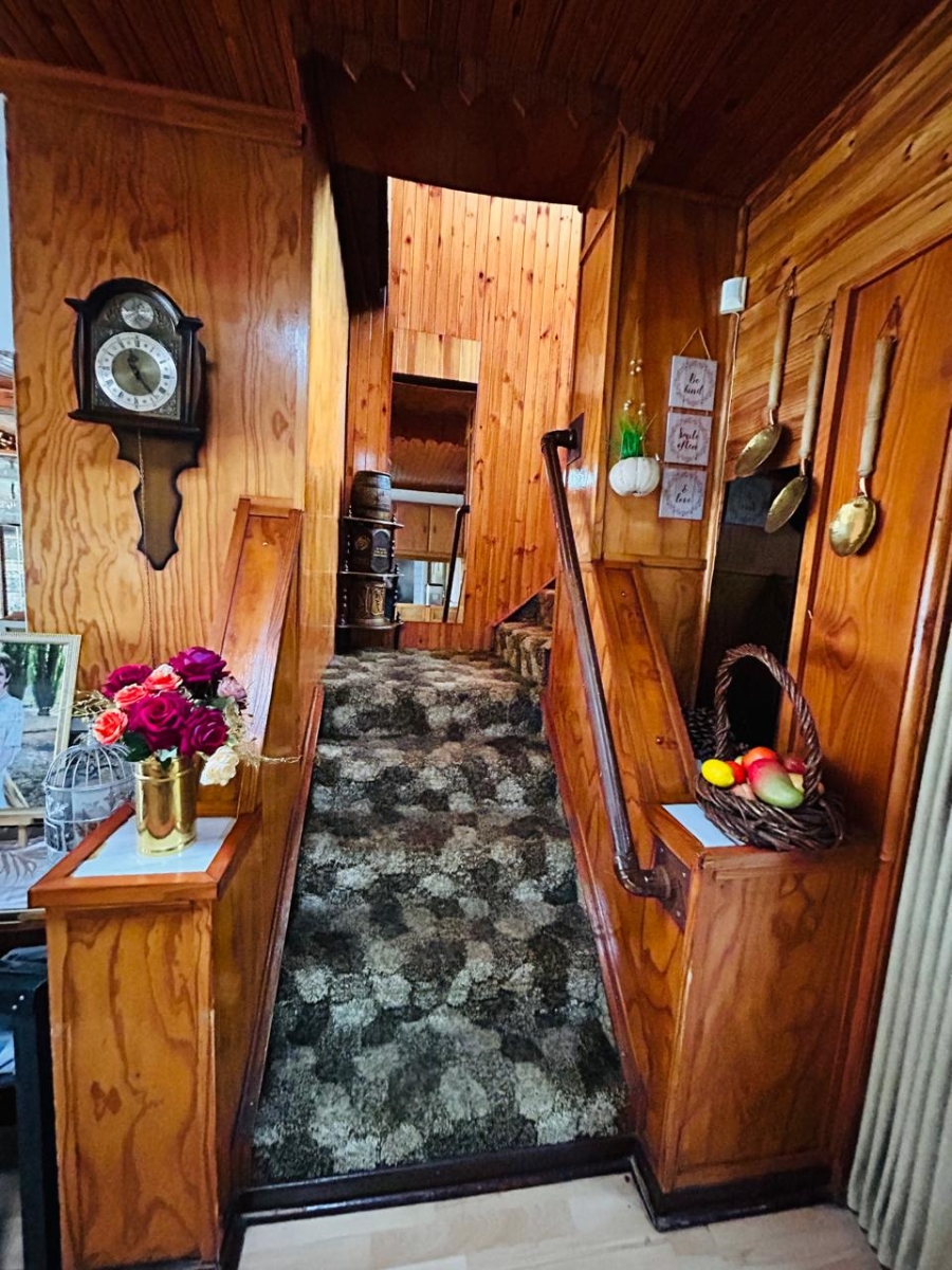 5 Bedroom Property for Sale in Modder East Gauteng